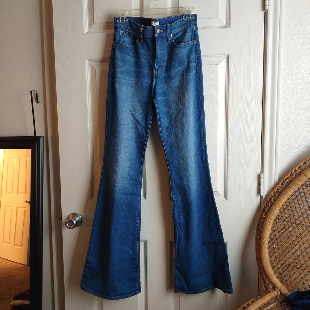 Basic high waisted flare jean